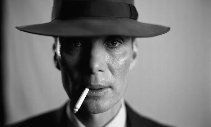 奥本海默 Oppenheimer